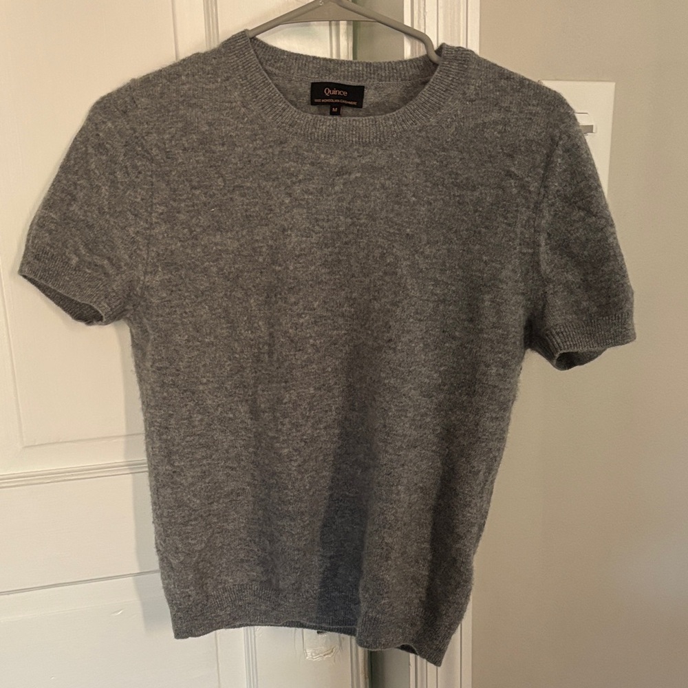 Quince 100% Mongolian Cashmere Sweater Size M